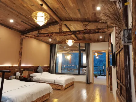 Guibinlou Hotel (Hui County Branch 2) Отели рядом с достопримечательностью «Nanping Town»