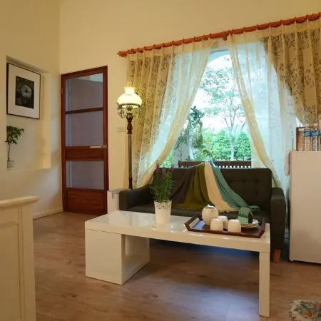 Focaccia Manor Отели рядом с достопримечательностью «Железнодорожная станция Shoufeng»