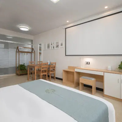Floral Hotel·Yueanju smart Hotel (Nanjing Lukou International Airport store) Hotels near Lukou Intl. Airport