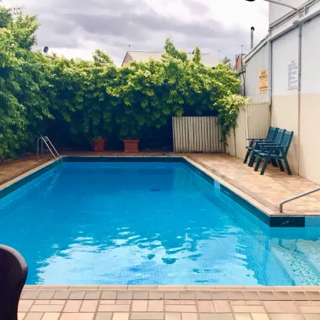Haven Marina Motel