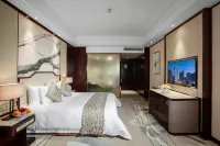 Grand New Century Hotel - parking