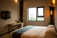 Dihao Hotel (Zhengzhou Economic and Trade College store)