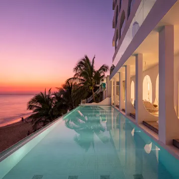 Sanya Sujuan Infinity Swimming Pool Seaview Hotel