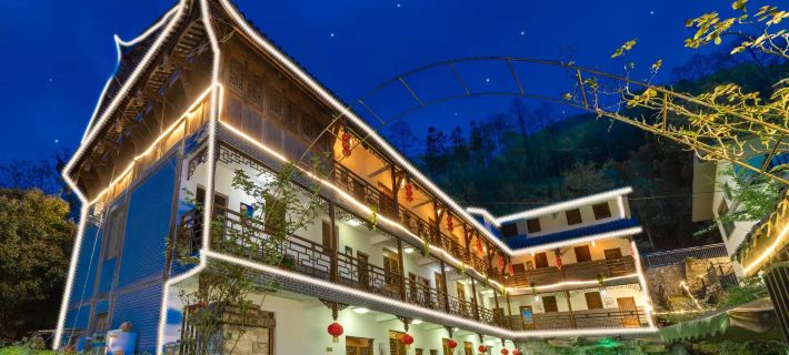 Qiyexianyuan (Qingcheng Rear Mountain) Hotels in Dujiangyan City