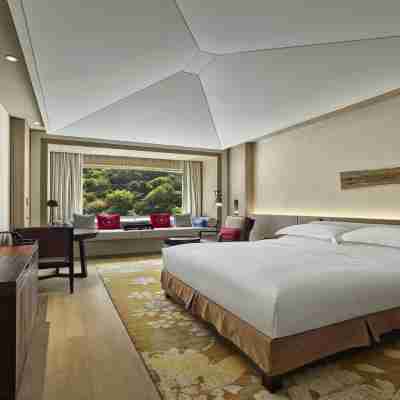 Hilton Jiuzhaigou Resort Rooms