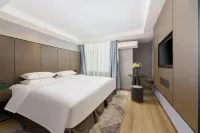Korla Ronghui Yi Hotel (Xiangli Avenue Food Street Branch) Hotels in Korla