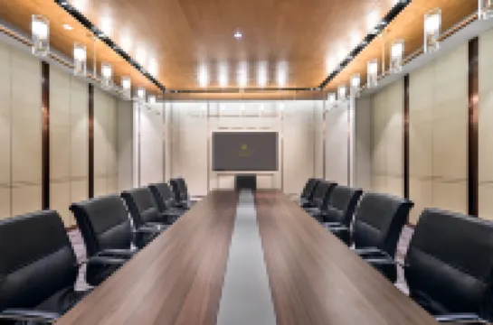 โรงแรมจินเจียง เมโทรโปโล เขตใหม่ปินไห่ เซียะผู่