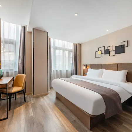 Homeinn Plus Hotel (Lhasa Potala Palace Barkhor Street)