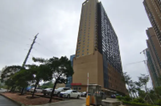 偉舍民宿（防城港德城美食街園博園店）