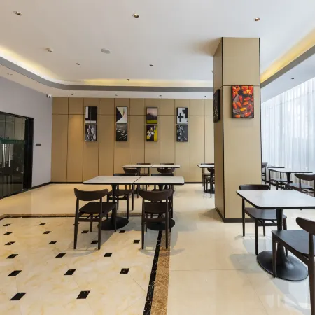 Shankee Tea Style Hotel (Xinyang Gushi Liaocheng Avenue)