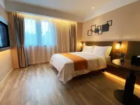 HomeinnsPlus Hotel（Shanghai Pudong International Airport East Station Branch) فنادق في شنغهاي