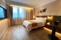 如家精選飯店（上海浦東國際機場東站店）