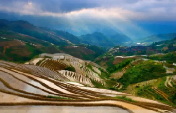 As You Are at First Sight  (Dragon Ridge Terraced Fields Thousand story Heavenly Ladder Store)