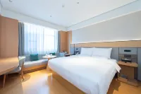 JI Hotel (Hanzhong North Street Entrance) - parking
