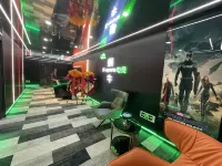 Snail    Esports  Hotel
