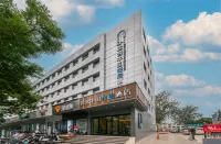 TUK China Light Hotel (Taiyuan Era City Branch) - ที่มีสปา