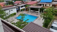 Staycation Hotel Hotel di Kota San Jose