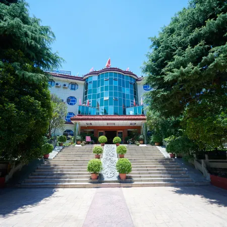 Westqiang Homeland Hotel