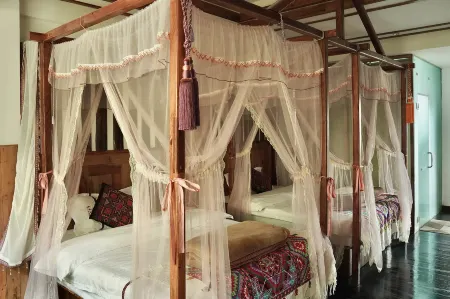 Yinfu Inn Отели в г. Чженьюань