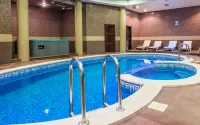 Best Western Plus Olives City Hotel - piscina