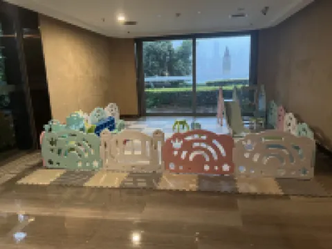Ouchen International Administrative Mansion (Chongqing Nanbin Road Himalayan Branch)