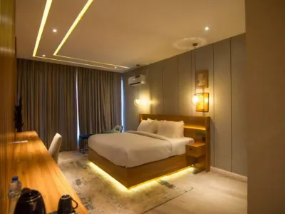 649 Suites Asaba Hôtels à : 