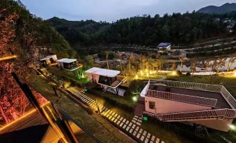 Ziyun Crescent Bay Homestay