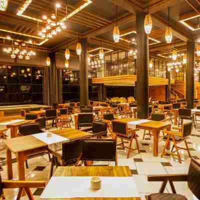 Covanro Sigiriya - Luxury Haven Dining/Meeting Rooms