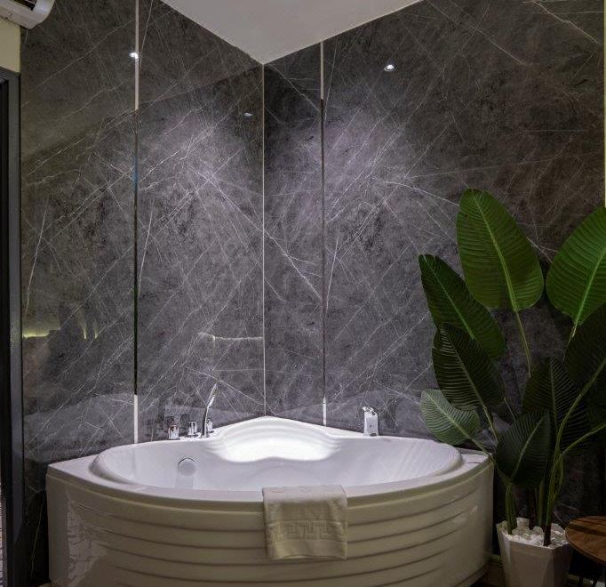 La Phan Huy Ich Hotel