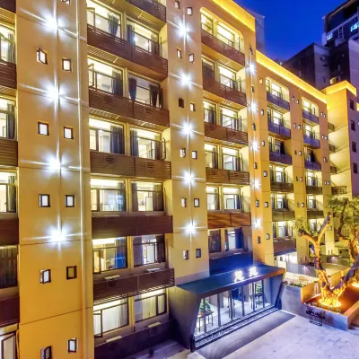 Punyun Hotel (Chongqing Shapingba High Speed Railway Station Jinsha Tianjie Branch) Hotels near جامعة تشونغتشينغ