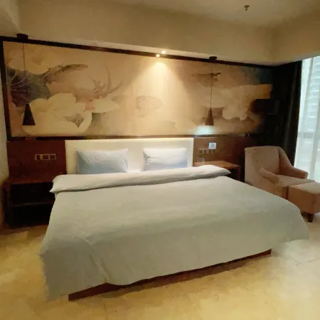Miss Fu's Homestay (Hechi Jinbi Road Branch)