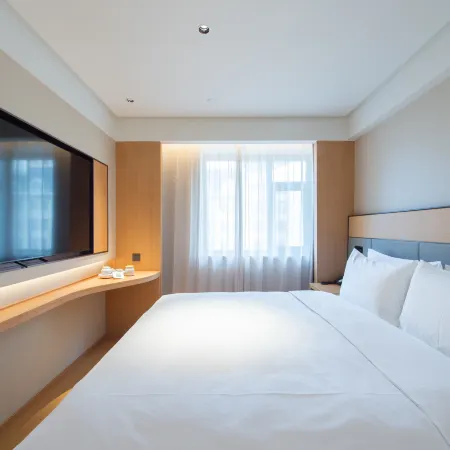 JI Hotel (Jiamusi Railway Xinmate)