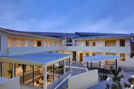 Shangri-La Muyu Xunsen B&B (Dukezong Ancient City Branch)