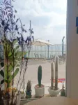 Air and Haimei Suites Hotell i 