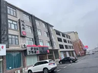 廬意居民宿（廬山風景名勝區東林大佛店） 廬山市溫泉旅遊度假區管理委員會附近的飯店