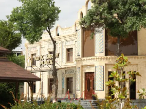 Kok Saroy Plaza hotel