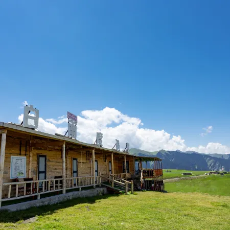 Joan Kushtai White Rain Resort