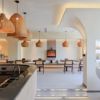 Yizhai Homestay (Luxun Former Residence Jindi Yintai City) Hotels near Lu Xun Ancestral Residence
