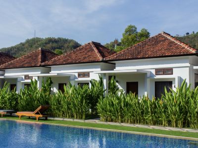 Nomada Villas - Giant Pool - Private Kitchen - Free Gym Access - up to 40Mbps WiFi