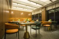 Molin Jinshang Hotel Nanchang Bayi Square Ding Road North Subway Station Branch
