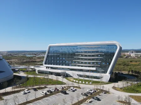 Hunchun Tiger and Leopard Business Hotel