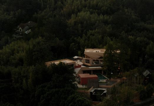 岩涺石Monster Planet民宿外景图