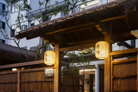 JING MO LIANG XI HOTEL