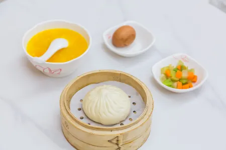 Young Hotel Отели рядом с достопримечательностью «Haotian Park»