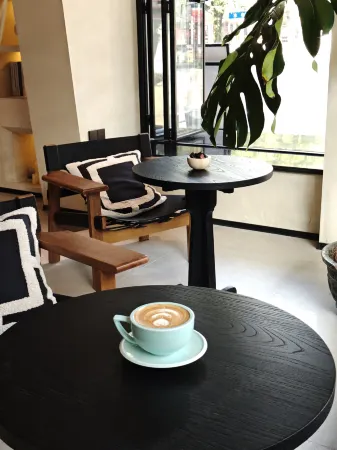 ZHI JIAN Hotel Отели в г. Цзысин