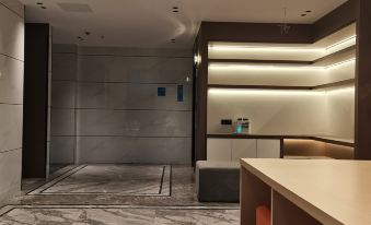 Yestour Hotel (Guigang Pingnan Government Center Shopping Plaza)