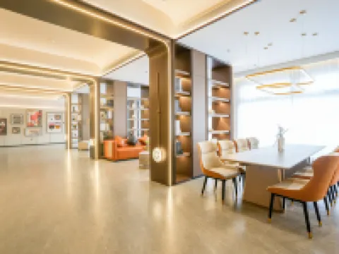 Homeinn Plus (Huantai Central Avenue County Government Branch) Hotel di Huantai