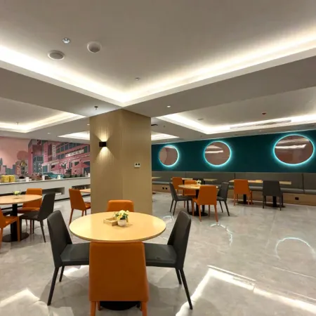 Island Family Yaduo Zhixiang Hotel (Qionghai High speed Railway Station Branch)