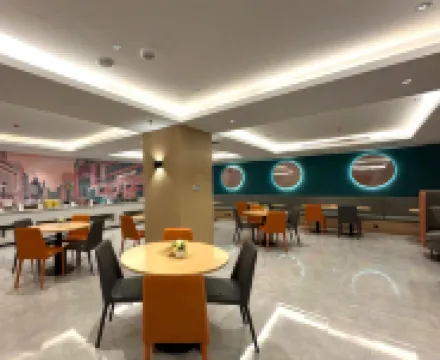 Island Family Yaduo Zhixiang Hotel (Qionghai High speed Railway Station Branch)