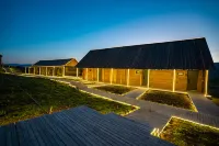 Chongyeji Shanmàn • Yeelen Scenic Chalet Hotels in Habahe